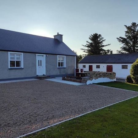 White Barn Cottage 클론머니 외부 사진