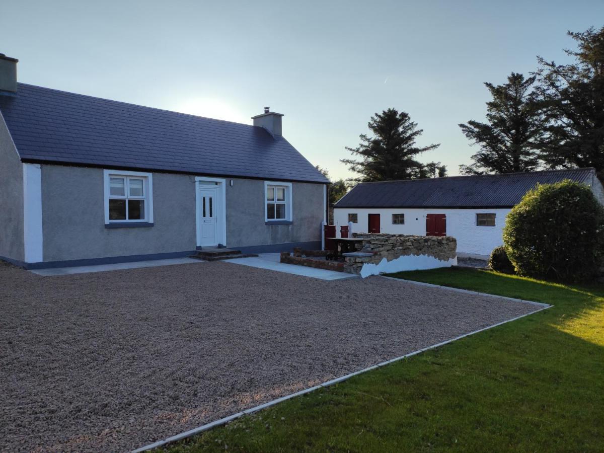 White Barn Cottage 클론머니 외부 사진