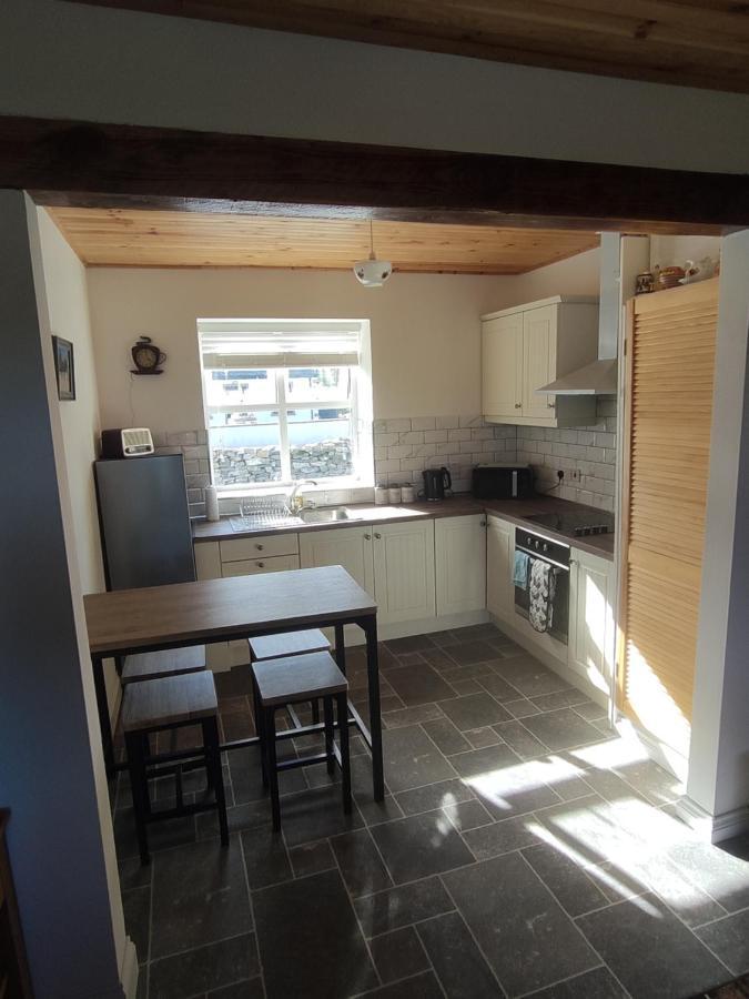 White Barn Cottage 클론머니 외부 사진