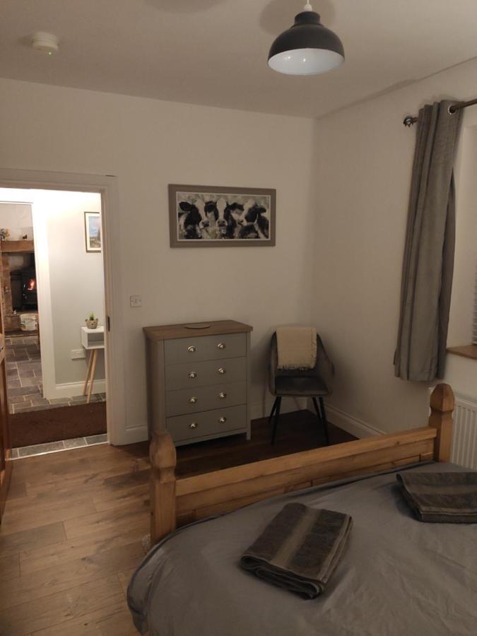 White Barn Cottage 클론머니 외부 사진